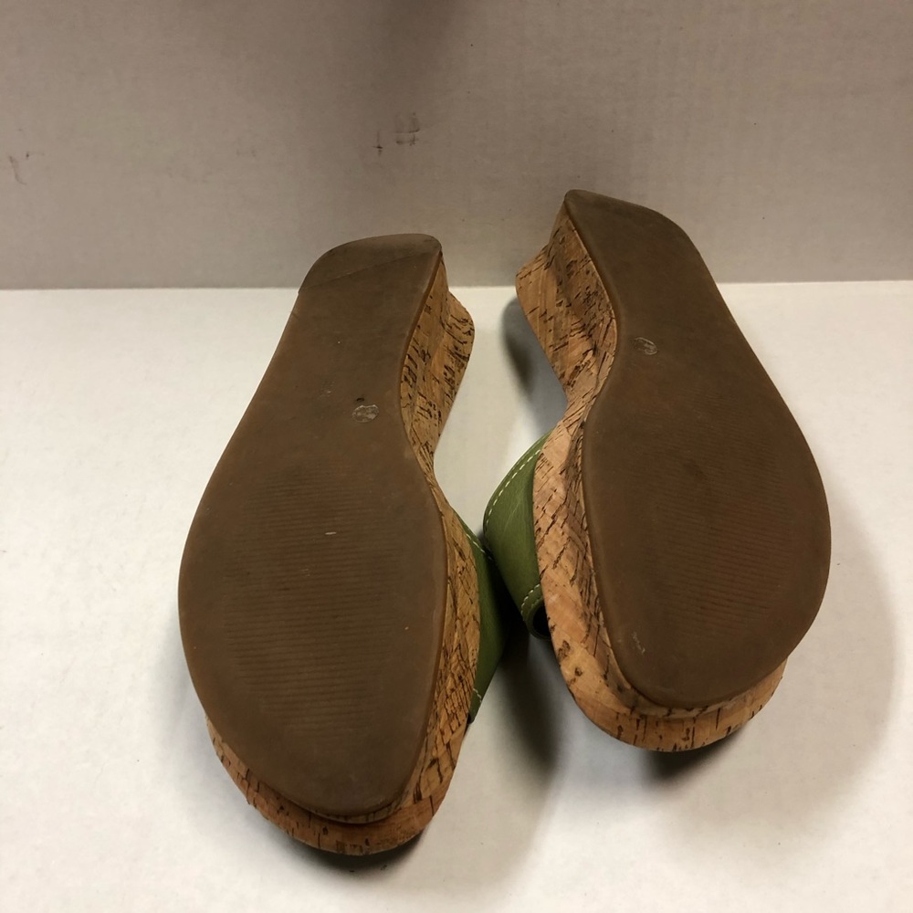 Olive Green Wedge Slide, Antonio Melani size 9 - Picture 6 of 11